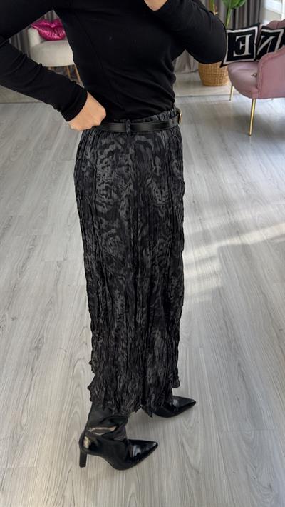 Kemerli Gri Kraşlı Beli Lastikli Etek