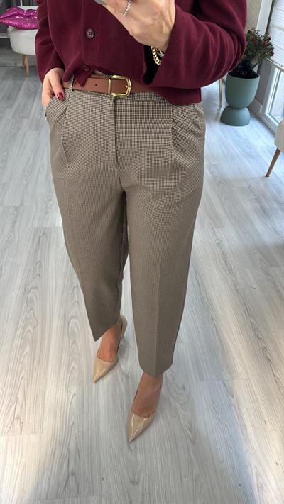 Kemerli Kaz Ayağı Desenli Pantolon