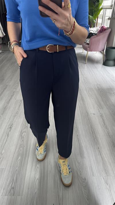 Kemerli Lacivert Havuç Pantolon