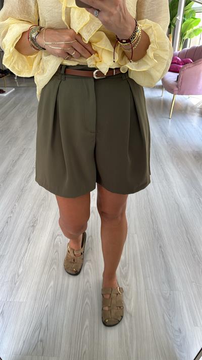 Kemerli Şehir Boy Haki Şort