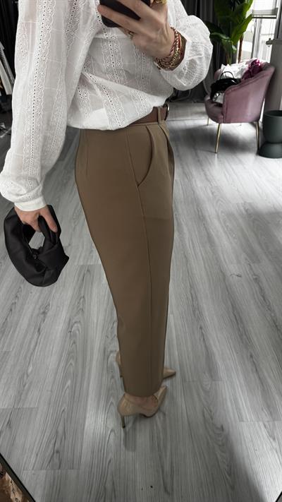 Kemerli Yağ Yeşili Havuç Pantolon