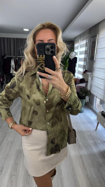 Kendinden Desenli Haki Saten Gömlek