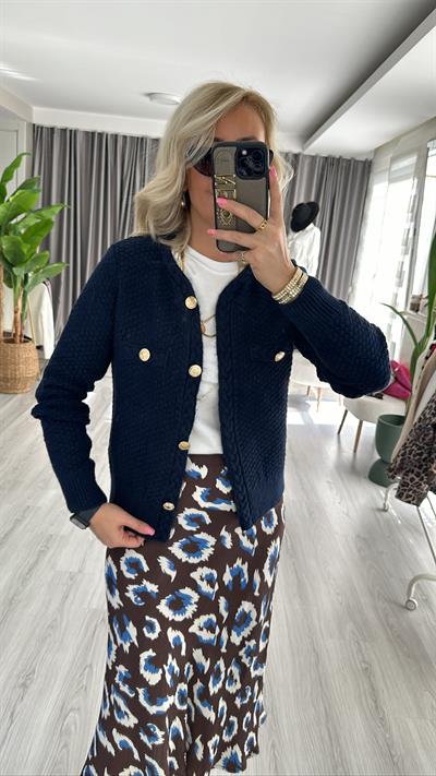 KENDİNDEN SAÇ ÖRGÜLÜ DÜĞMELİ LACİVERT HIRKA