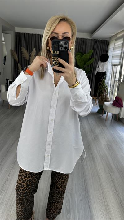 KLASİK UZUN KOLLU BEYAZ GÖMLEK