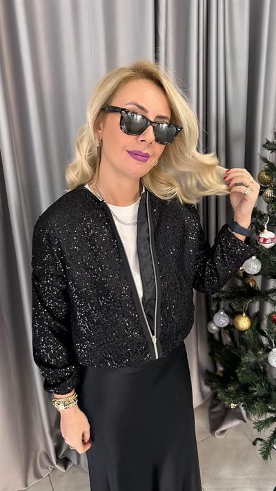 KOL VE BELİ LASTİKLİ PAYETLİ SİYAH CEKET