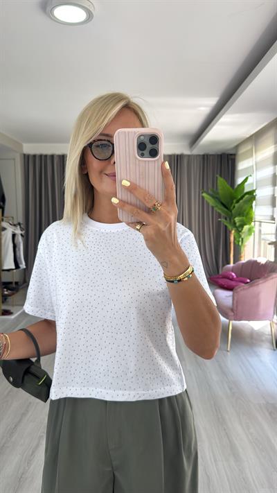 Komple Taşlı Beyaz T-Shirt