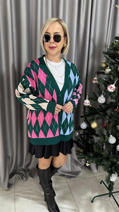 KOYU YEŞİL RENKLİ BAKLAVA DESENLİ HIRKA