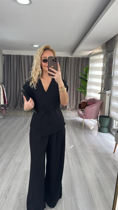 Kruvaze Önü Bağlamalı Premium Siyah Takım