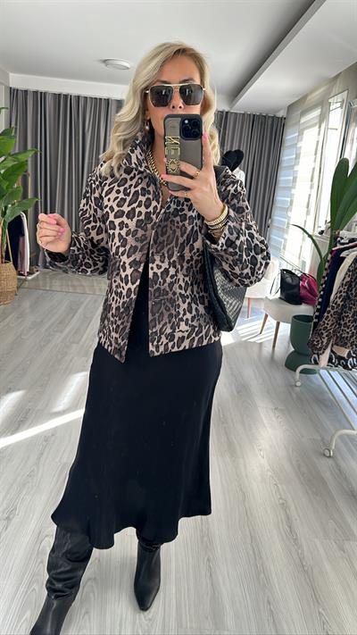 LEOPAR DESENLİ ÖN CEPLİ CEKET