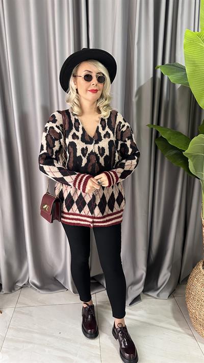 LEOPAR VE BAKLAVA DESENLİ YUMUŞACIK TRİKO HIRKA