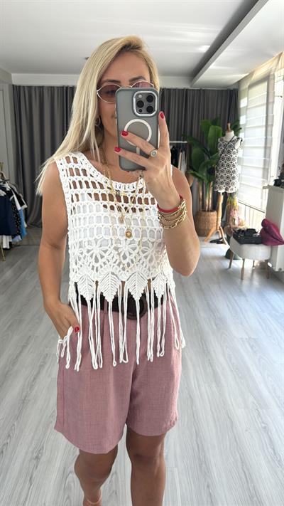 MAKROME DETAYLI PÜSKÜLLÜ BEYAZ BLUZ