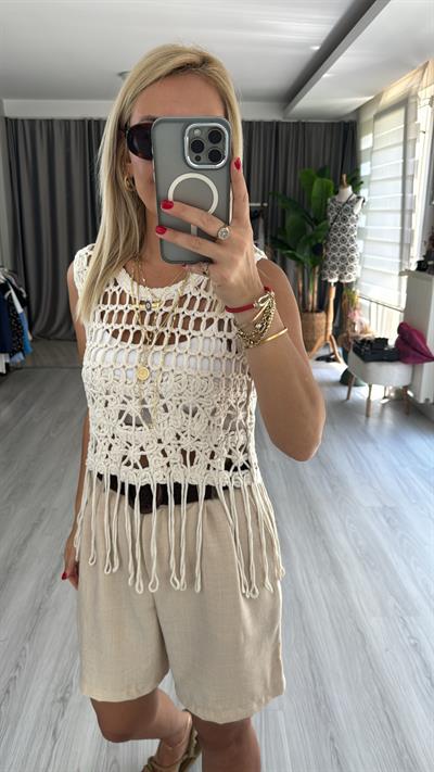 MAKROME DETAYLI PÜSKÜLLÜ TAŞ BLUZ