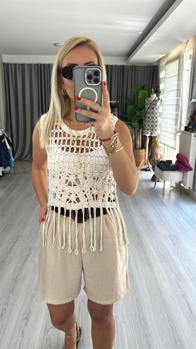 MAKROME DETAYLI PÜSKÜLLÜ TAŞ BLUZ