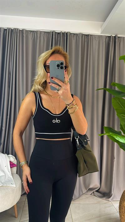 Marka Logolu Beyaz Biyeli Siyah Crop