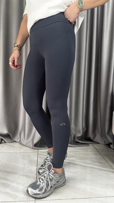 Marka Logolu Toparlayıcı Füme Tayt