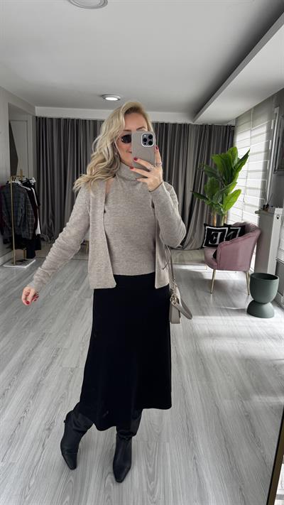 Midi Boy Siyah Dilvin Triko Etek