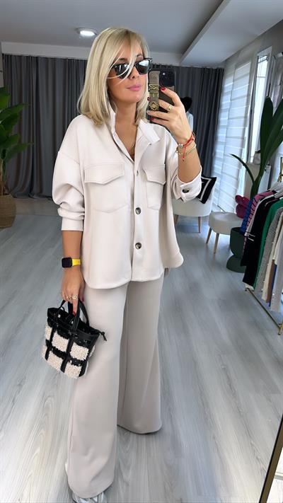 MODAL KUMAŞ DÜĞMELİ BEJ TAKIM