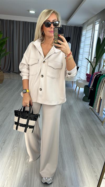 MODAL KUMAŞ DÜĞMELİ BEJ TAKIM