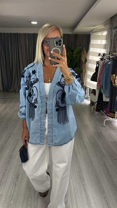 Nakış Detaylı Denim Ceket