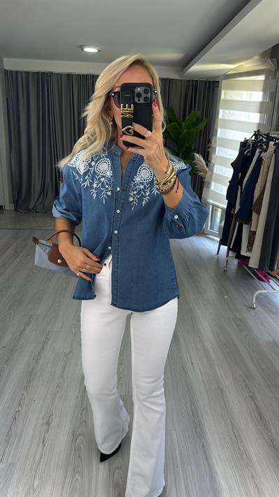 Nakış İşlemeli Denim Gömlek
