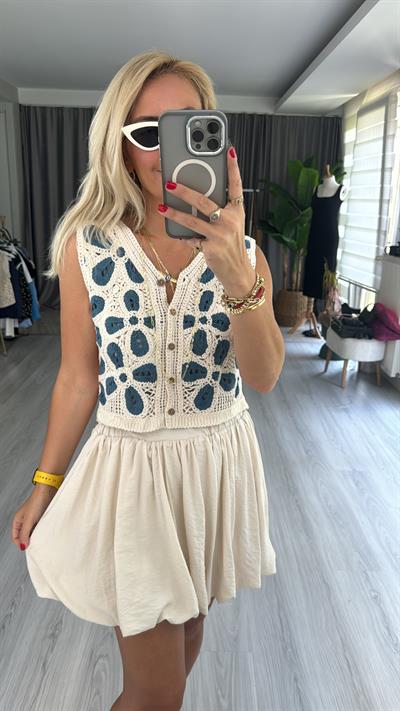 Nakış İşlemeli Mavi Naturel Yelek