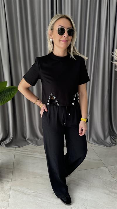 OMZU VATKALI, ETEĞİ TAŞLI SİYAH BLUZ