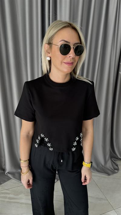 OMZU VATKALI, ETEĞİ TAŞLI SİYAH BLUZ