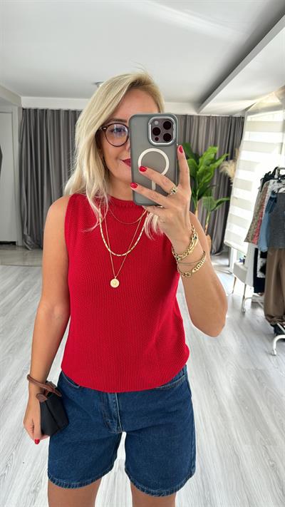 Önden Bağlamalı Kırmızı Yelek