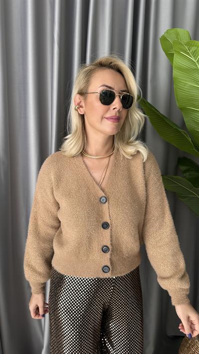 ÖNDEN DÜĞMELİ SİMLİ TABA TRİKO HIRKA