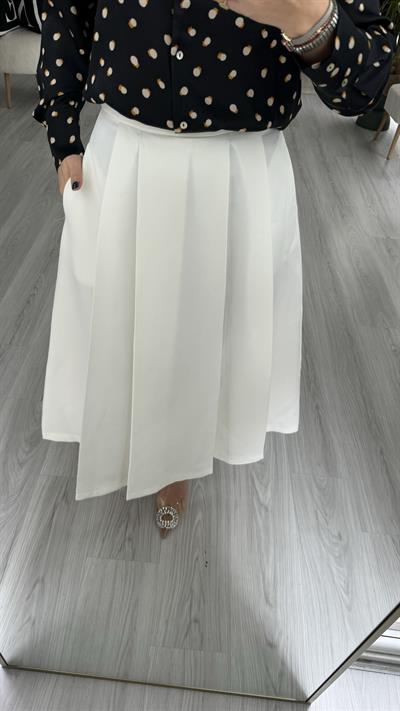 ÖNDEN PİLELİ MİDİ BOY KLOŞ BEYAZ ETEK