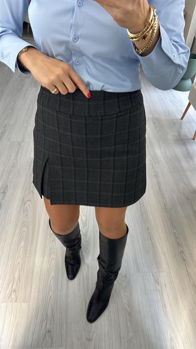 Önden Yırtmaçlı Gri Ekose Etek