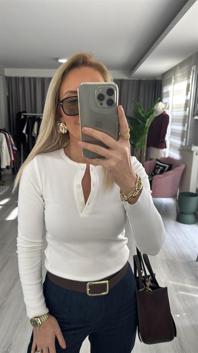 Önü Düğmeli Kaşkorse Ekru Bluz