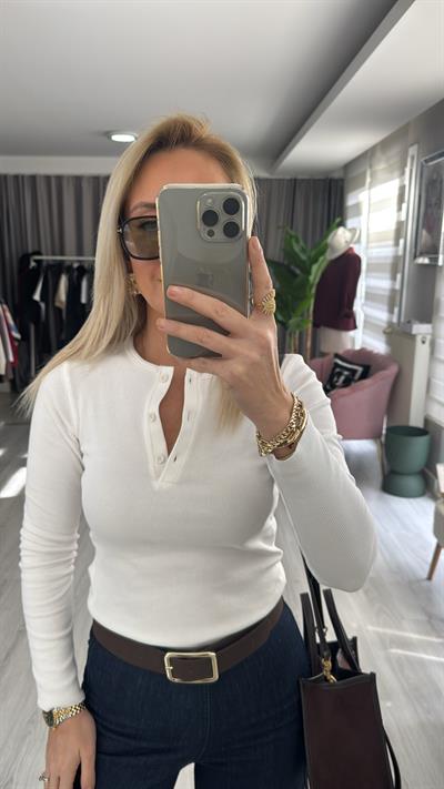 Önü Düğmeli Kaşkorse Ekru Bluz