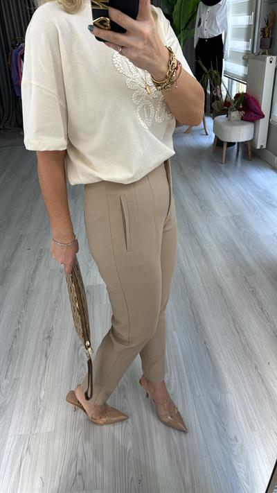 ÖNÜ FLATOLU TAŞ RENGİ PANTOLON