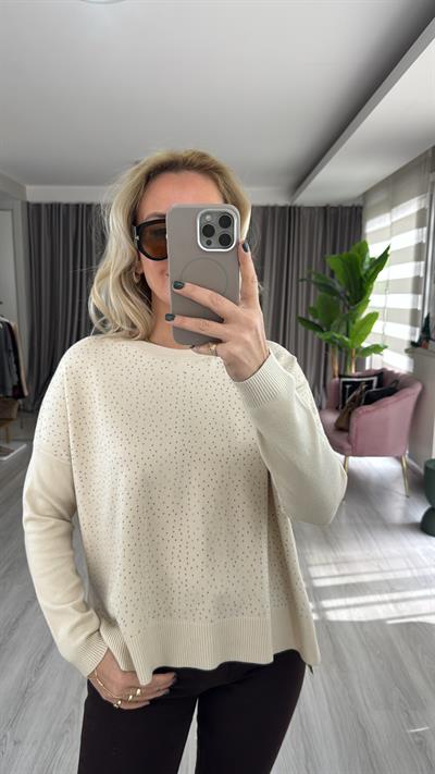 Önü Komple Taşlı İpek Dokuda Ekru Triko