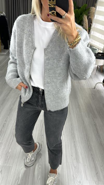 Önü Ve Kolları Taş İşlemeli, Cepli Gri Triko Ceket