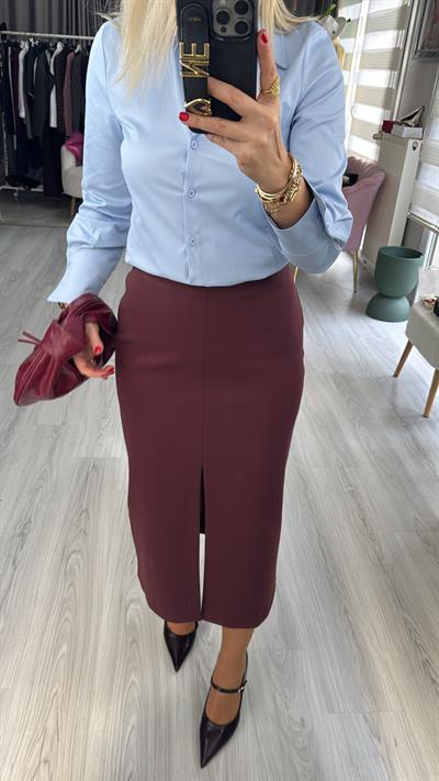 Önü Yırtmaçlı Bordo Kalem Etek