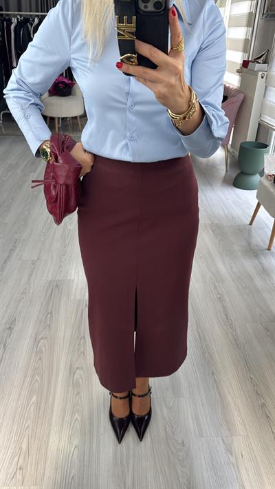 Önü Yırtmaçlı Bordo Kalem Etek