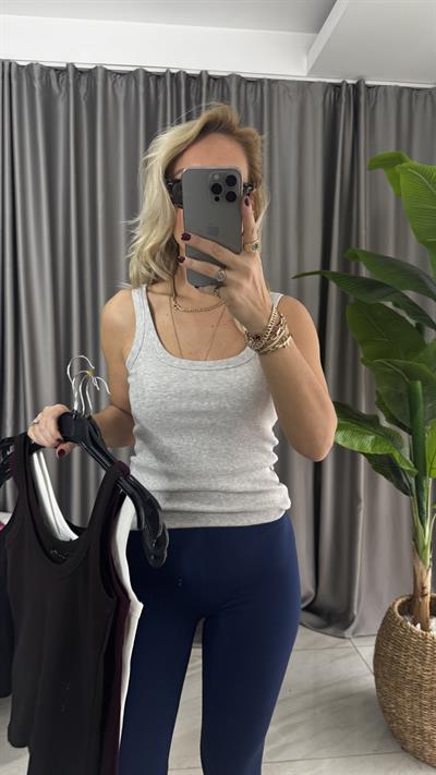 Orijinal Marka Askılı Gri Bluz