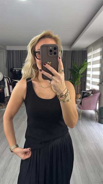 Orijinal Marka Askılı Siyah Bluz