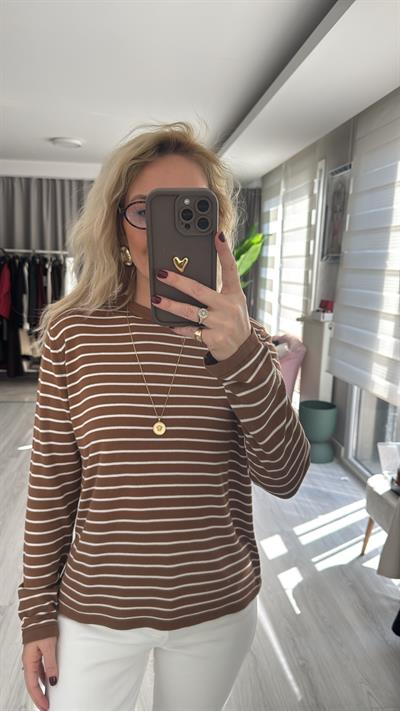 Orijinal Marka Çizgili Açık Kahve Triko