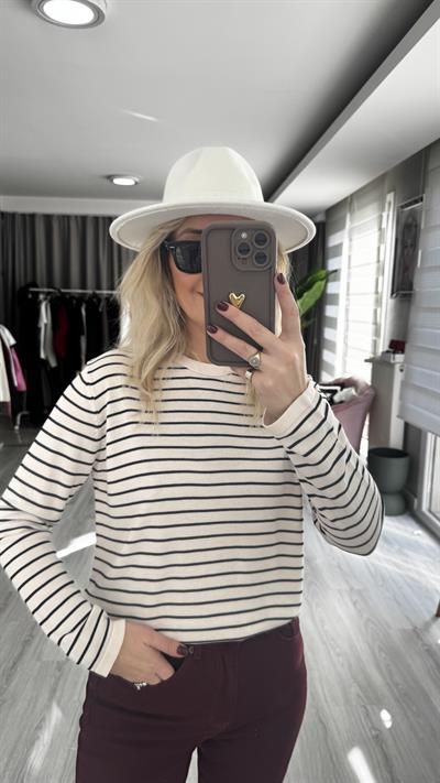 Orijinal Marka Çizgili Ekru Triko