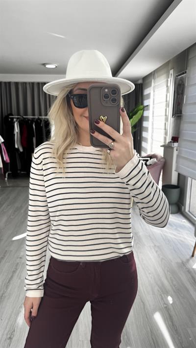 Orijinal Marka Çizgili Ekru Triko