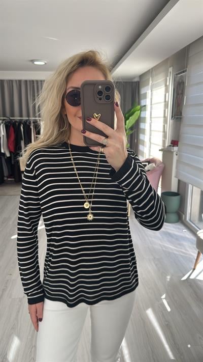 Orijinal Marka Çizgili Siyah Triko