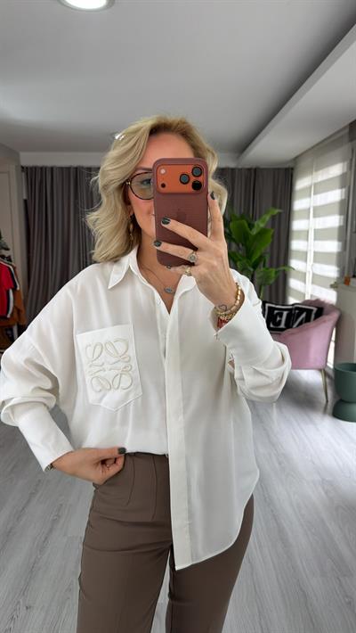 Marka Logo Cep Detaylı %100 Cotton Ekru Gömlek