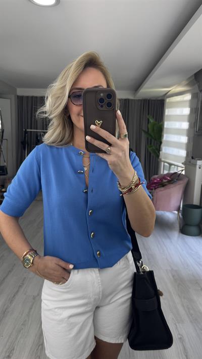 Orijinal Model Gold Düğmeli Kısa Kollu Mavi Triko