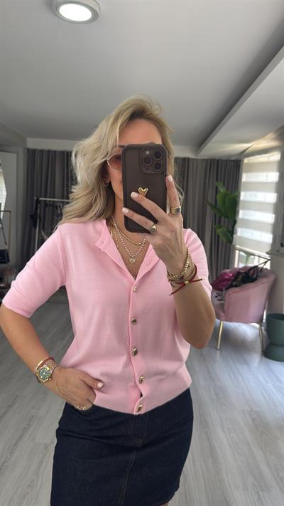 Orijinal Model Gold Düğmeli Kısa Kollu Pembe Triko