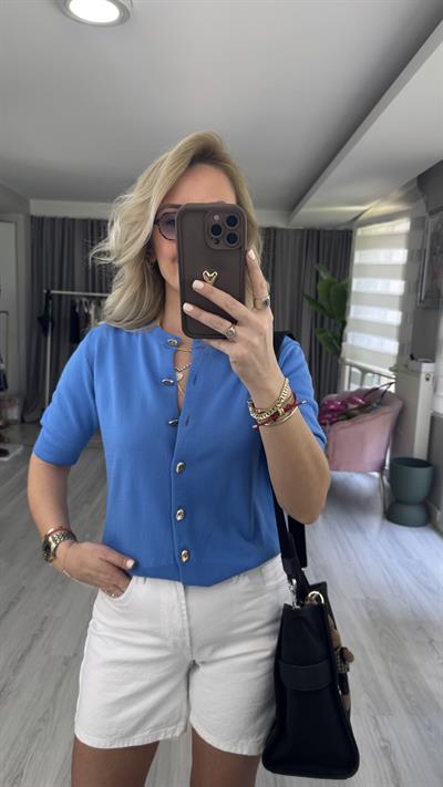Orijinal Model Gold Düğmeli Kısa Kollu Mavi Triko