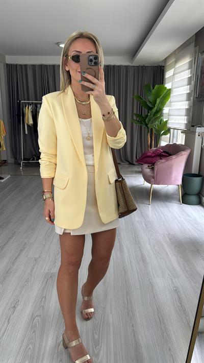 Orijinal Model Kolu Büzgülü Sarı Blazer Ceket