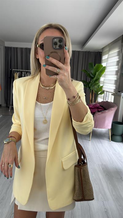 Orijinal Model Kolu Büzgülü Sarı Blazer Ceket